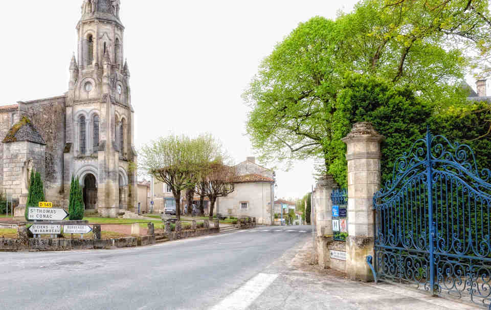 Restaurant La Forge Saint Dizant Du Gua